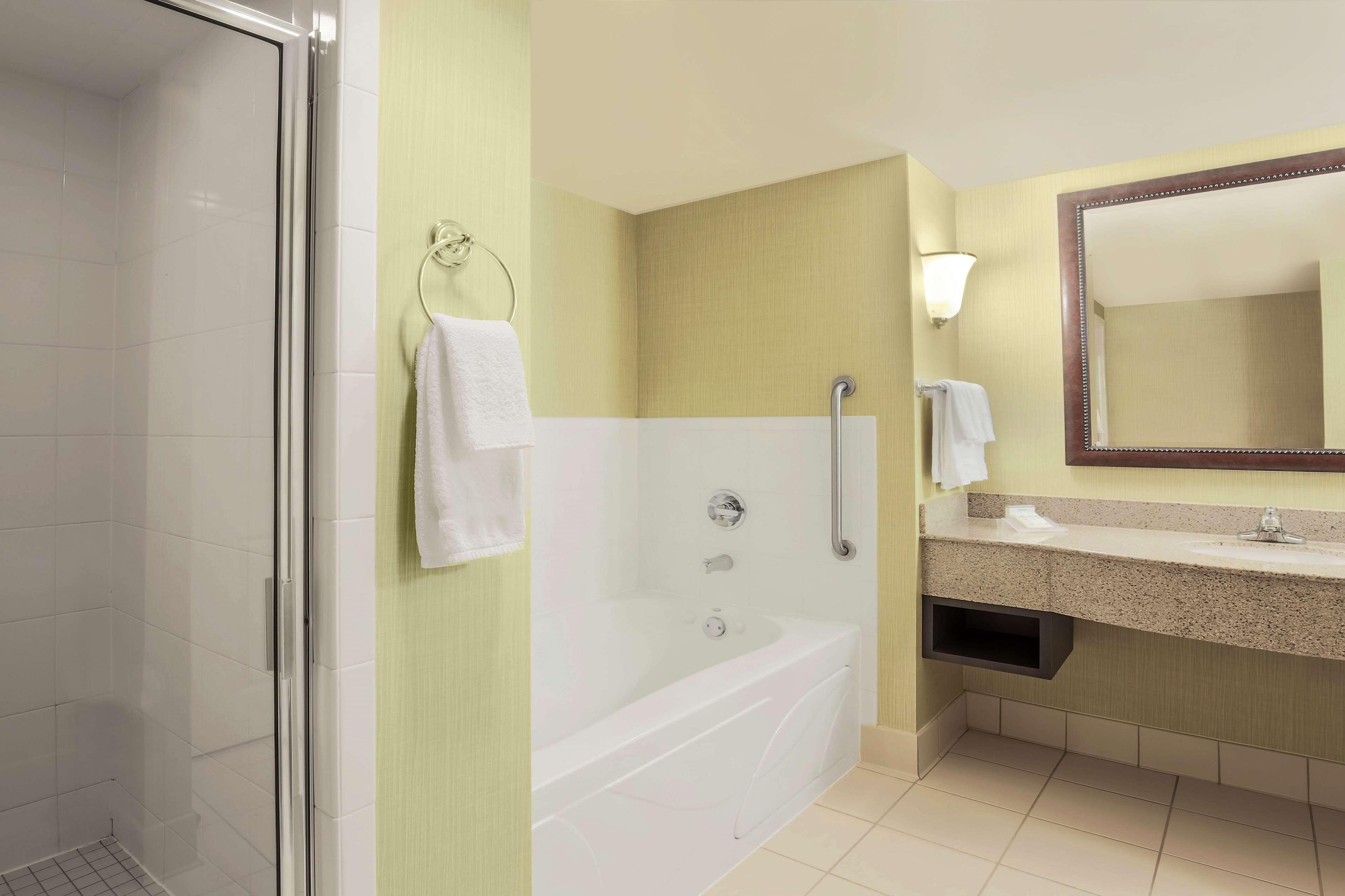 Hilton Garden Inn Chicago/Midway Airport Bedford Park Kültér fotó