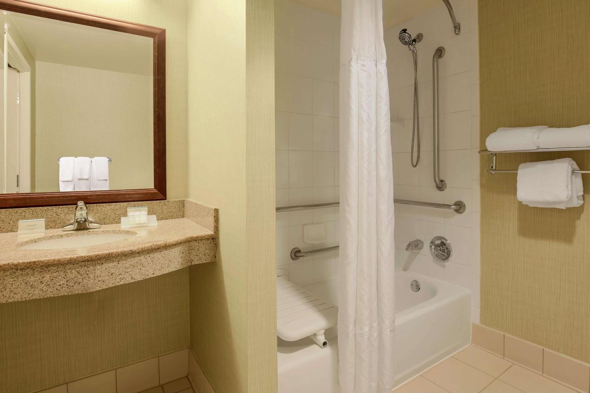 Hilton Garden Inn Chicago/Midway Airport Bedford Park Kültér fotó